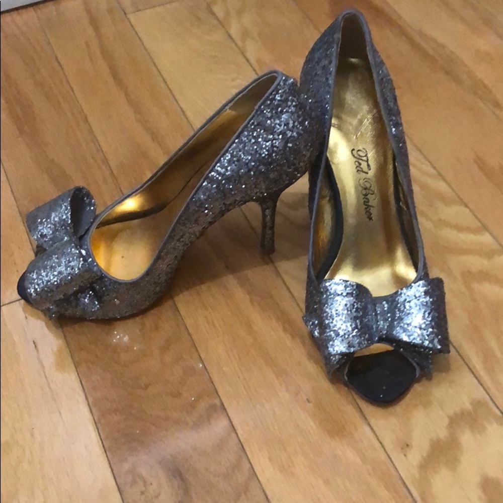 Ted Baker bow heels! So adorable